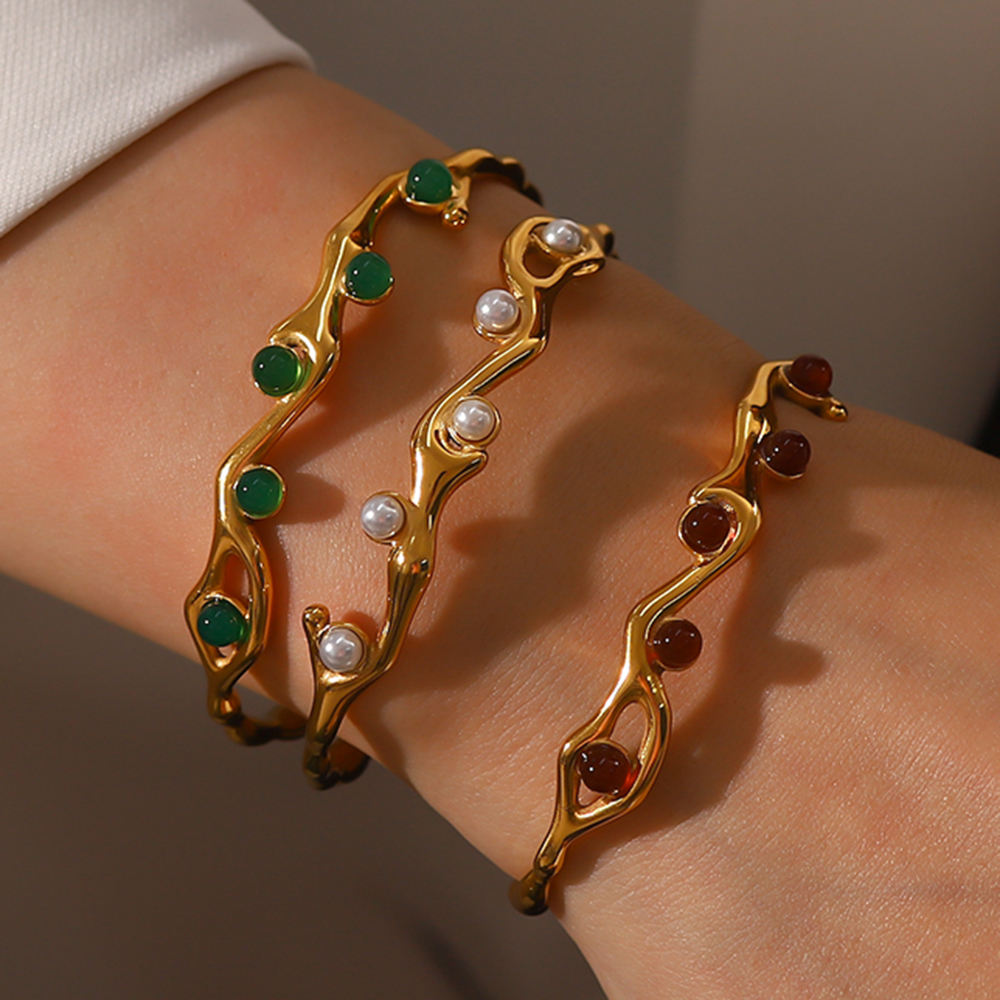 IRA 17 - Iraaya Bracelets