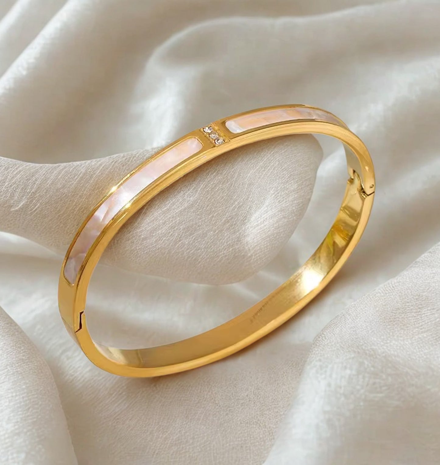IRA 01 - Iraaya Bracelets